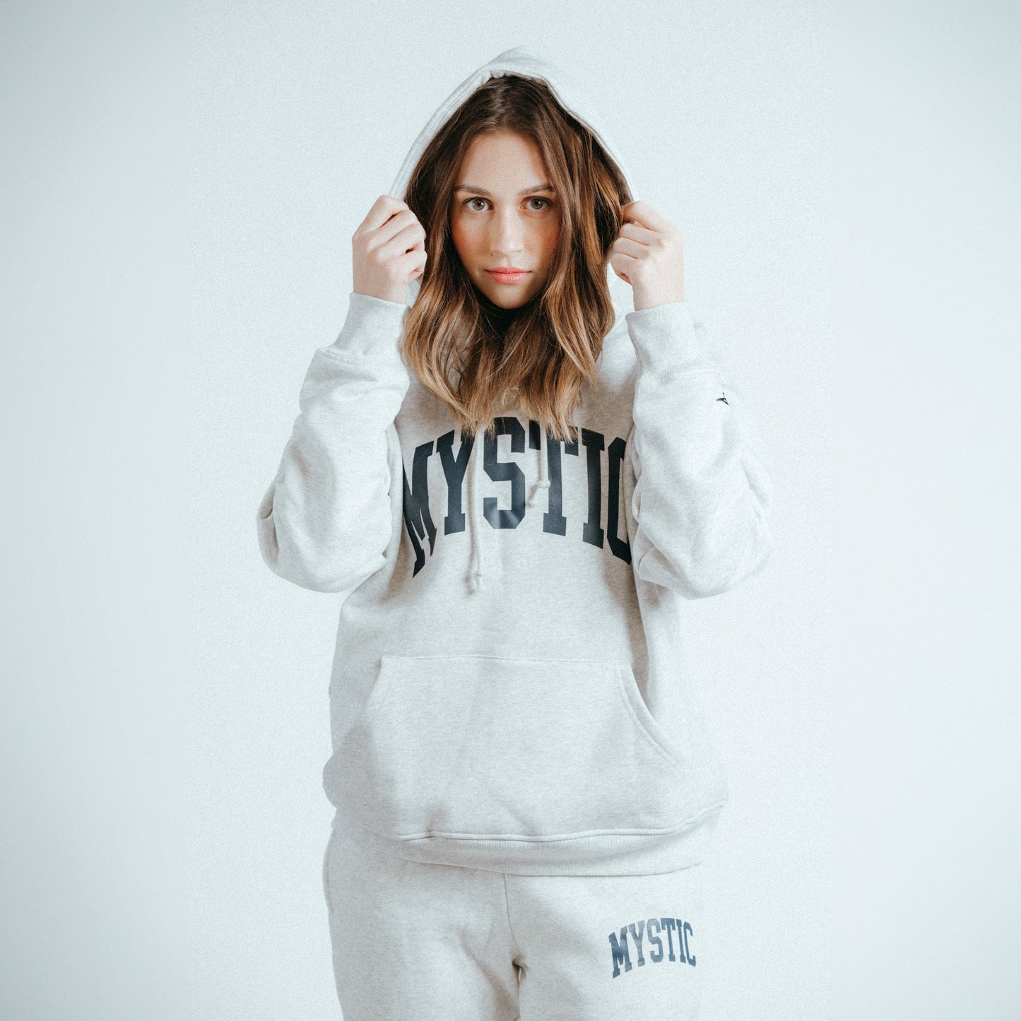 Mystic Pullover Hoodie in Silver Grey